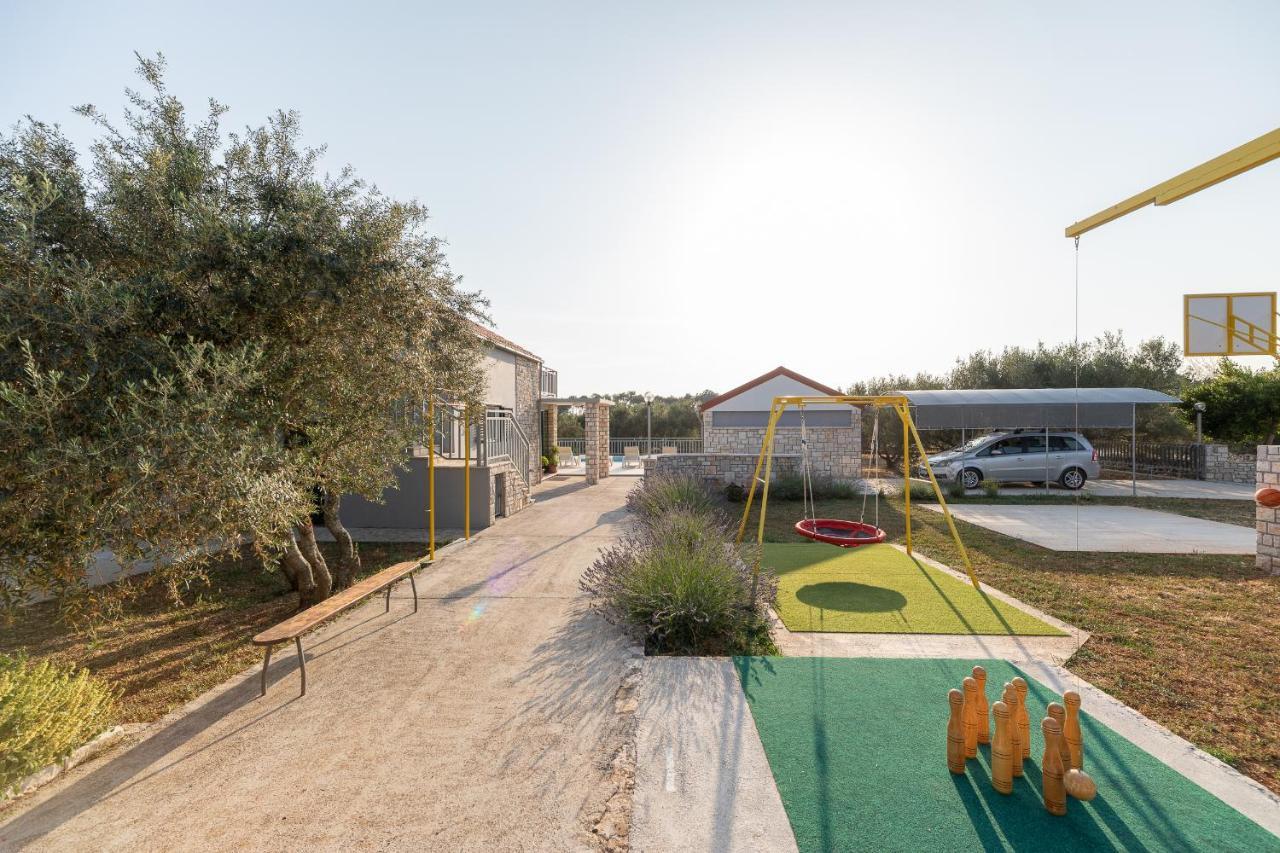 Villa Barbara - Olive Paradise, With Chlorine-Free Pool Вела-Лука Экстерьер фото